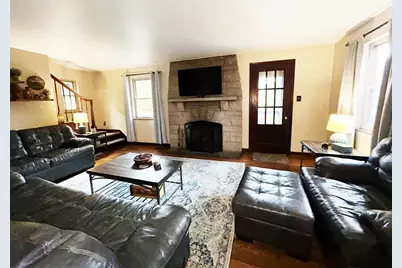 50 Lipp Avenue, Ross Twp, PA 15229 - Photo 3