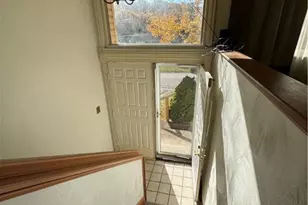 405 Diehl Dr, McKeesport, PA 15132 - Photo 3