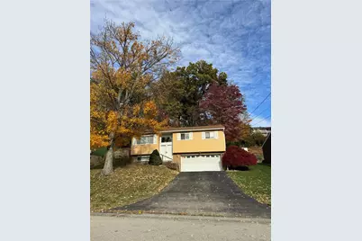 405 Diehl Dr, McKeesport, PA 15132 - Photo 1