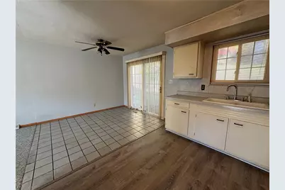 405 Diehl Dr, McKeesport, PA 15132 - Photo 11