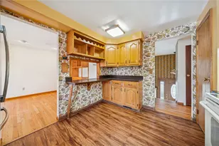 452 Tahoe Dr, Pittsburgh, PA 15239 - Photo 9