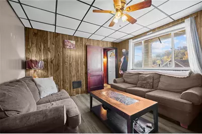 1412 Broadway Ave, Stowe Township, PA 15136 - Photo 3