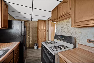 1412 Broadway Ave, Stowe Township, PA 15136 - Photo 11