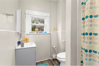 282 Orchard St, Sharon, PA 16146 - Photo 7