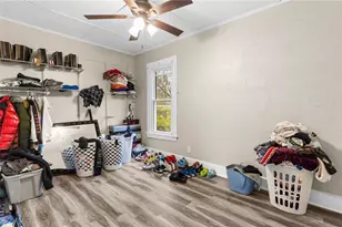 282 Orchard St, Sharon, PA 16146 - Photo 11