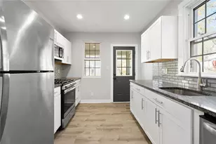 2738 Robertson Ave, Baldwin Twp, PA 15226 - Photo 9