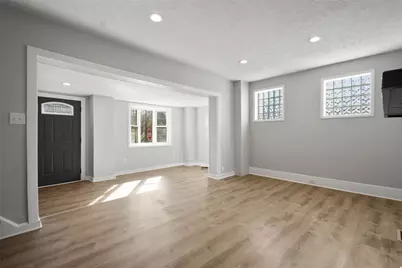 2738 Robertson Ave, Baldwin Twp, PA 15226 - Photo 7