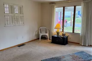 432 Violet Dr, Lower Burrell, PA 15068 - Photo 11