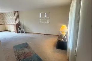 432 Violet Dr, Lower Burrell, PA 15068 - Photo 25