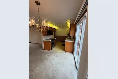 432 Violet Dr, Lower Burrell, PA 15068 - Photo 9