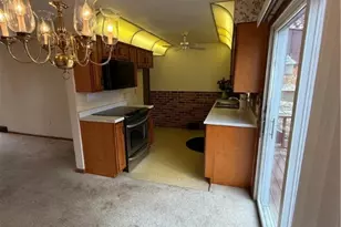 432 Violet Dr, Lower Burrell, PA 15068 - Photo 9