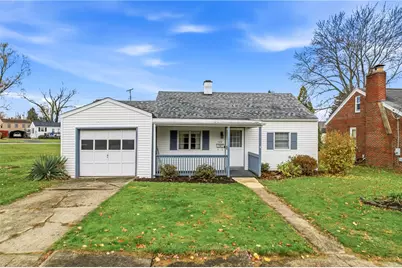 1122 Memorial Blvd, Sharon, PA 16146 - Photo 1