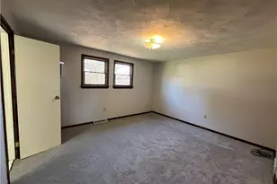 2279 Lancelot Dr, North Huntingdon, PA 15642 - Photo 17