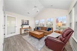 6111 Heatherfield Ct, Lancaster Township, PA 16037 - Photo 15