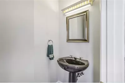 88 Waterfront Dr, Washington's Landing, PA 15222 - Photo 33