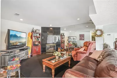 88 Waterfront Dr, Washington's Landing, PA 15222 - Photo 29