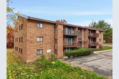 1204 Dutilh Rd #1, Cranberry Township, PA 16066 - Photo 1
