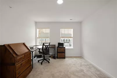 108 Sweetwater Dr, Moon/Crescent Twp, PA 15108 - Photo 17