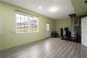 108 Sweetwater Dr, Moon/Crescent Twp, PA 15108 - Photo 25