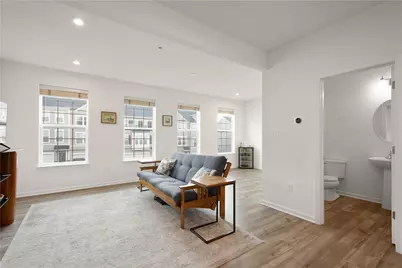 108 Sweetwater Dr, Moon/Crescent Twp, PA 15108 - Photo 7