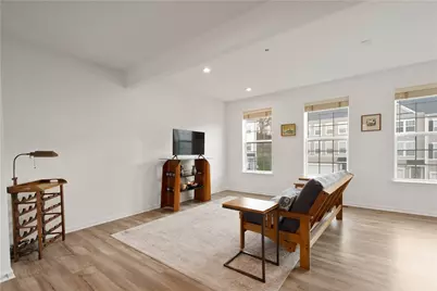 108 Sweetwater Dr, Moon/Crescent Twp, PA 15108 - Photo 5