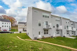 108 Sweetwater Dr, Moon/Crescent Twp, PA 15108 - Photo 27