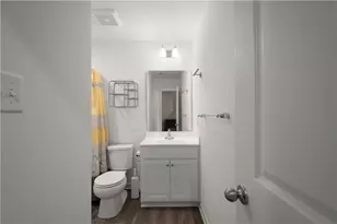 108 Sweetwater Dr, Moon/Crescent Twp, PA 15108 - Photo 21