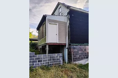 419 Bellvue St, Wall Boro, PA 15148 - Photo 7