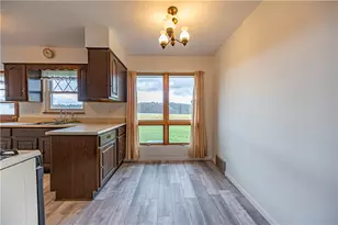 825 Brady St, Lower Burrell, PA 15068 - Photo 7