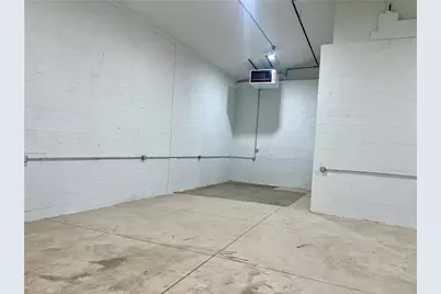 105 Entrance Dr, Pittsburgh, PA 15068 - Photo 33