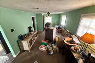 1009 Oakland Ave, Port Vue, PA 15133 - Photo 13