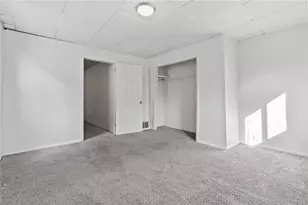 410 Hays Ave, Pittsburgh, PA 15210 - Photo 17