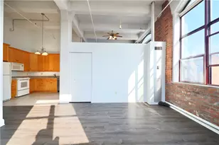 5850 Centre Ave, Pittsburgh, PA 15232 - Photo 17