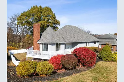 806 Golfview Drive, Elizabeth Twp/Boro, PA 15135 - Photo 3