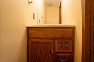 7324 Green Meadow Dr, Imperial, PA 15126 - Photo 7