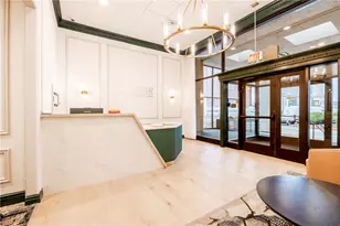 112 Washington Pl, Downtown Pgh, PA 15219 - Photo 25