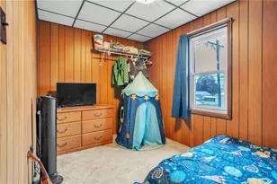 2101 Walnut Dr, Derry Township, PA 15650 - Photo 17