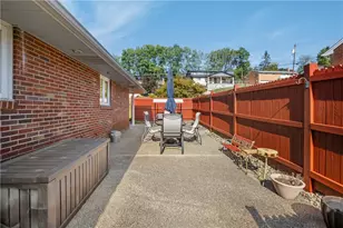 1116 Martin Dr, Canonsburg, PA 15317 - Photo 5