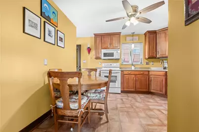 1116 Martin Dr, Canonsburg, PA 15317 - Photo 15