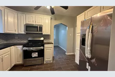 2518 Bethel Church Rd, Bethel Park, PA 15102 - Photo 9