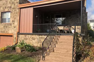 33 Kensington Cir, Uniontown, PA 15401 - Photo 3