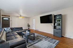 5100 McIntosh Dr, Hopewell Township, PA 15001 - Photo 9