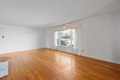 1751 Helen Drive, Pittsburgh, PA 15216 - Photo 5