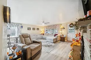 217 Coulter Rd, White Oak, PA 15131 - Photo 15