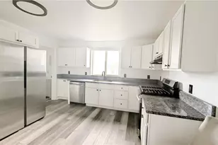 735 Boquet St, McKees Rocks, PA 15136 - Photo 9