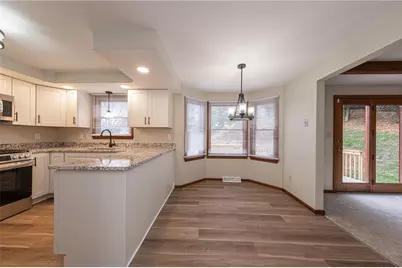 296 Lynn Ann, Pittsburgh, PA 15068 - Photo 3