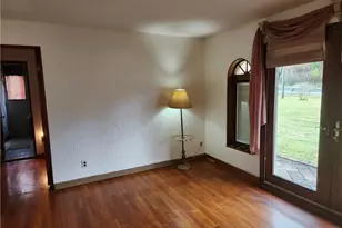 5330 Greensburg Rd, Washington Township, PA 15613 - Photo 7