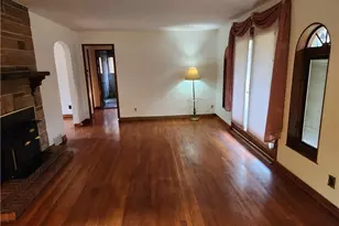 5330 Greensburg Rd, Washington Township, PA 15613 - Photo 5