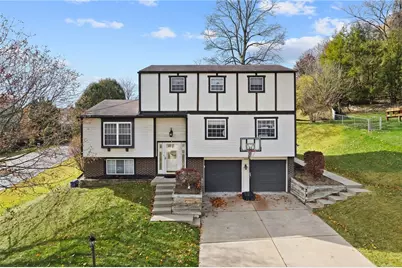 944 Broglie Dr, South Park, PA 15236 - Photo 1