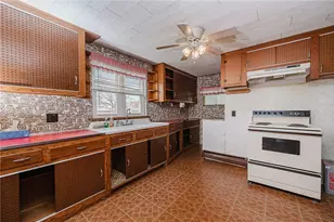 151 Hemlock Rd, Green/Commdre/Prchse, PA 15729 - Photo 13